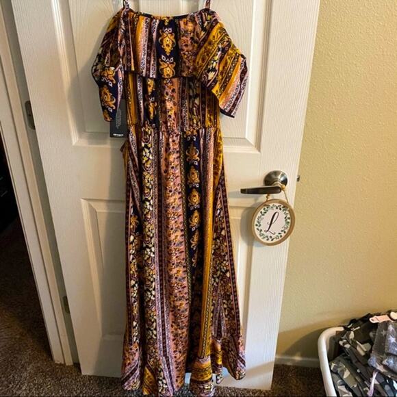 NWT Hint of Blush Asymmetrical Wrap Maxi Dress Size Small - Picture 2 of 16